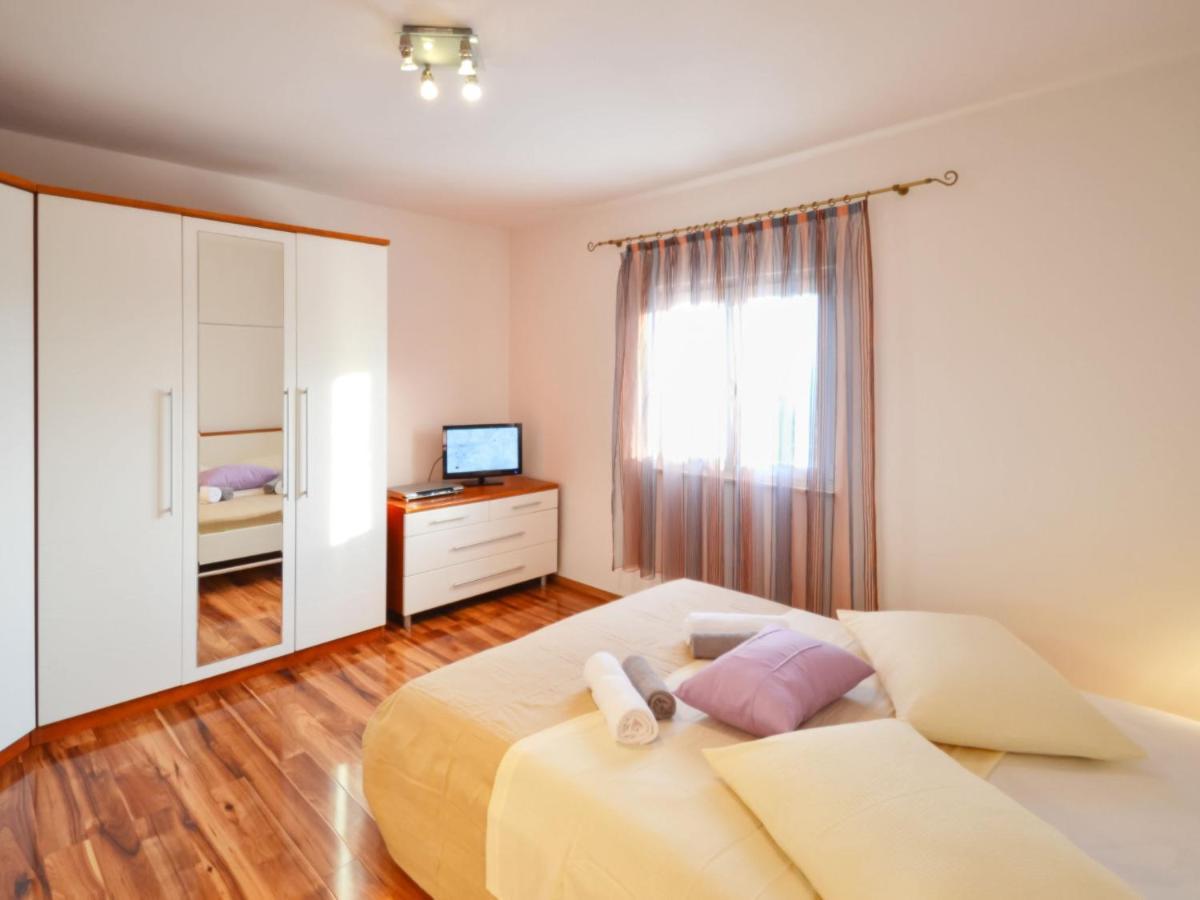 Holiday Home Frane By Interhome Lisane Tinjske Ngoại thất bức ảnh